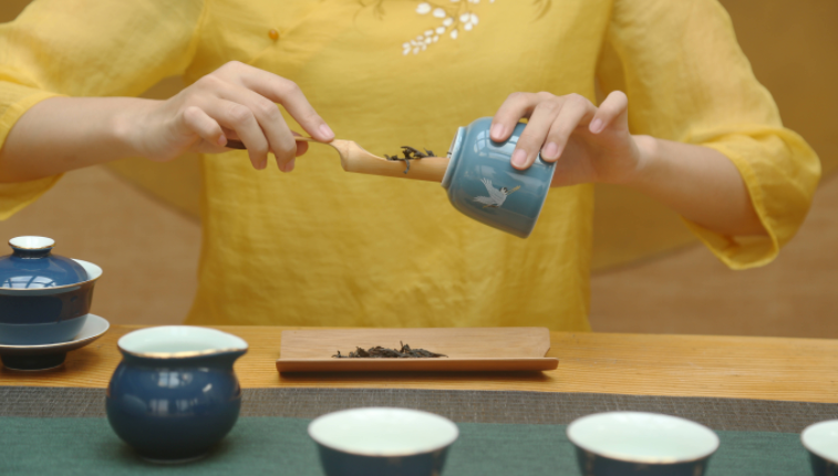 岁月醇香:老陈茶的故事与传奇